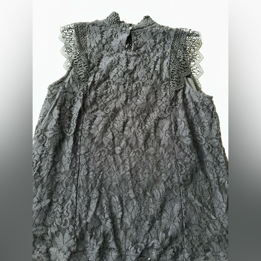 🔴Cable & Gauge Black Ruffled Lace Blouse Size XL - Picture 4 of 12